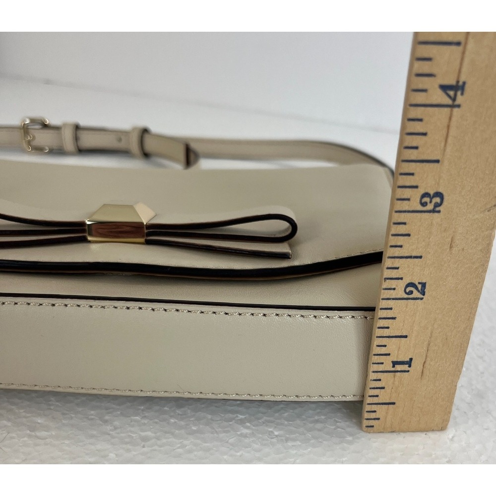 Kate Spade New‎ York Hollie Street Ruby Crossbody Bag Purse Beige Bow Minimalist - Picture 15 of 16